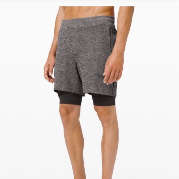 Lululemon Shorts with liner - Picture 1 of 4